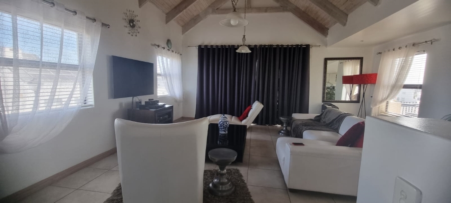 4 Bedroom Property for Sale in Blue Lagoon Western Cape